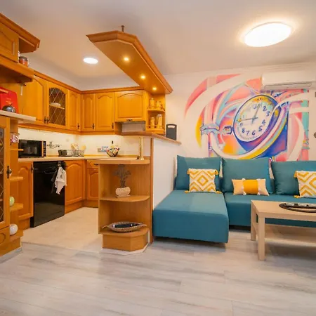 Appartement бургаски вечери Nights *